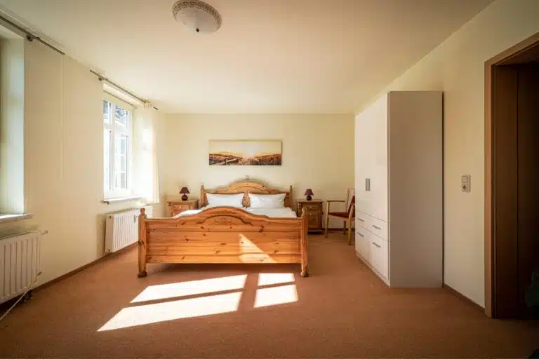 Murphys-1-Bad-Suderode-Hotelzimmer