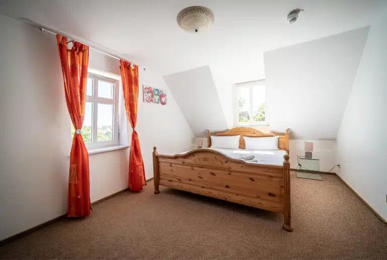 Murphys-2-Hotelzimmer-extra-Schlafzimmer