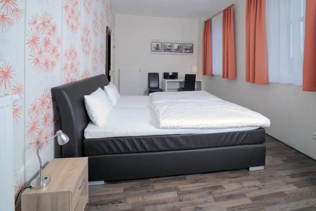 B-02-ferienwohnung-bad-suderode-schlafzimmer