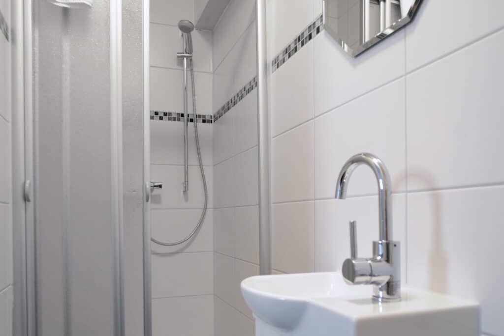 BS-04-ferienwohnung-bad-suderode-badezimmer